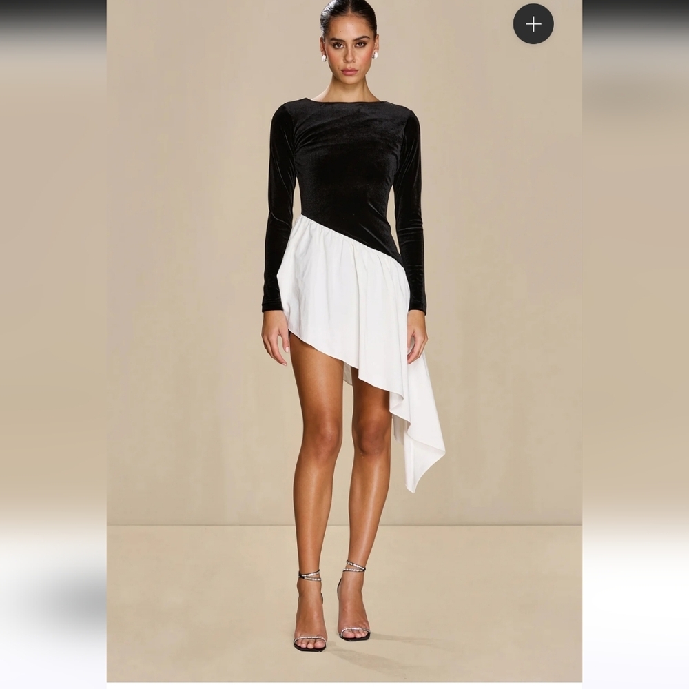 NWT Sonya Amora Dress Size M